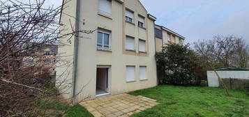 Appartement type 4 avec jardin et parking