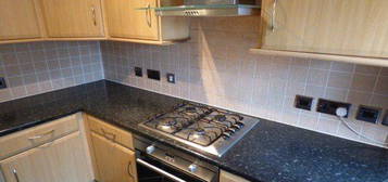 2 bed semi-detached house to rent