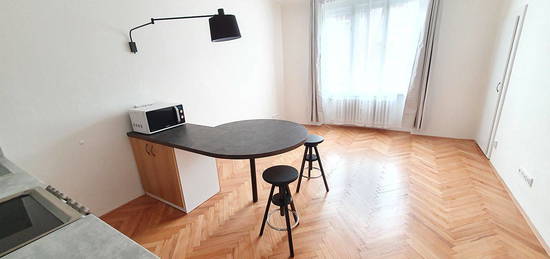 Pronájem bytu 2+kk 52 m²