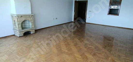 KAYRAGAYRİMENKULDEN SAHİLDE FULLDENIZ MANZARALI 3+1 DAİRE