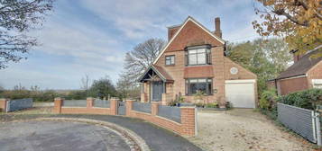 6 bedroom detached house for sale