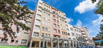 Arrendamento de Apartamento T3  na rua Abranches Ferrão s/n