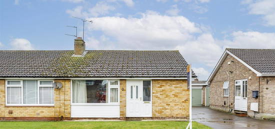 Bungalow to rent in Ramsey Avenue, Bishopthorpe, York YO23