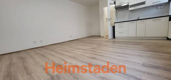 Pronájem bytu 1+kk 29 m²