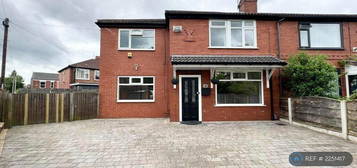 4 bedroom semi-detached house