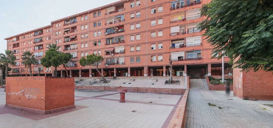 Piso en venta en calle Riu Brugent