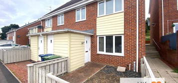 2 bed semi-detached house for sale