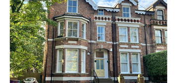 Flat for sale in Linnet Lane, Liverpool L17