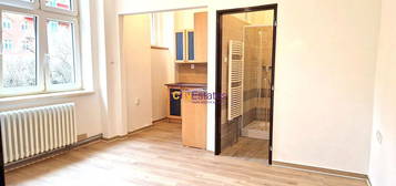 Pronájem bytu 3+kk 63 m²