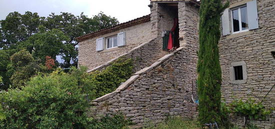 Appartement dans mas isolé