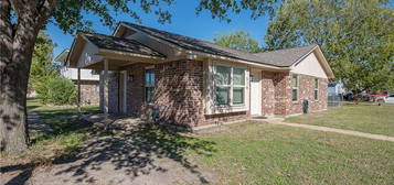 519 Chappel St, College Station, TX 77840