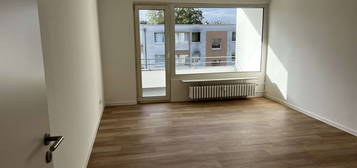 Ansprechende 4-Zimmer-Wohnung mit gehobener Innenausstattung mit Balkon in Bonn Auerberg