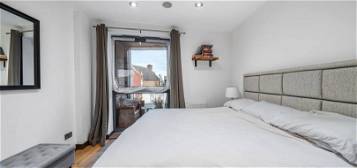 Flat for sale in 162 Tooting High Street, Tooting SW17