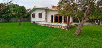 Casa o chalet independiente en venta en  Po-308