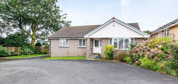 3 bed detached bungalow for sale