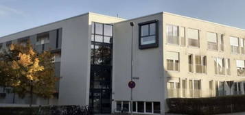 Exklusive Studentenwohnung mit Terrasse im Uni Thoma Wohnheim ab 01.01.2025