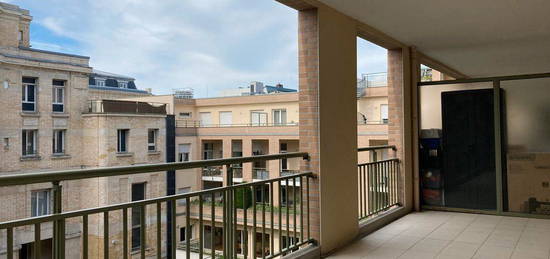 Havre Centre -Appartement lumineux 43 m2 avec terrasse de 17 m2 dans résidence standing sécurisée M2