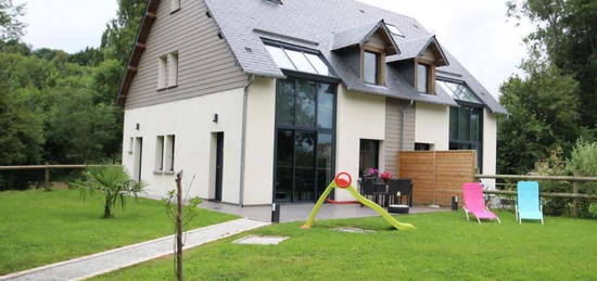 Maison d'architecte mitoyenne T3/T4 en campagne