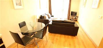 Flat to rent in The Bars, Guildford GU1
