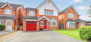 4 bed detached house for sale