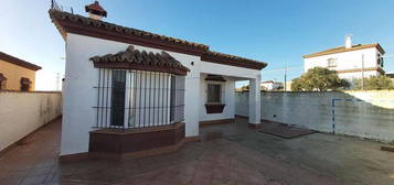 Chalet en Núcleo Urbano, Chiclana de la Frontera