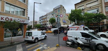 STANBUL FATH FINDIKZADE UKURBOSTAN CVARINDA TRAMWAY YRME MESAFESNDE SATILIK 1+1 BAHE KATI