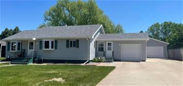 626 N  Huron Ave, Pierre, SD 57501