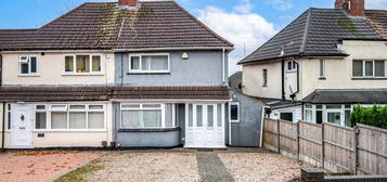 3 bedroom semi-detached house to rent