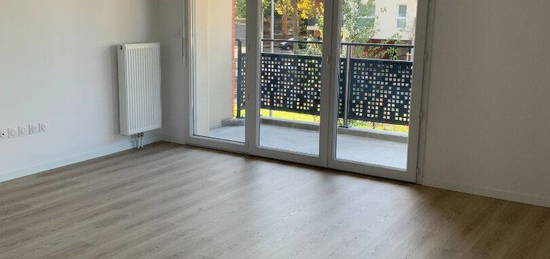 Appartement  à louer, 3 pièces, 2 chambres, 64 m²