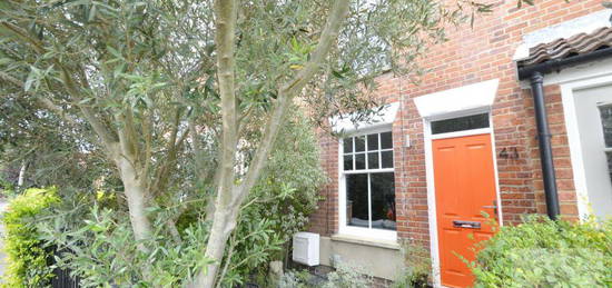 2 bedroom terraced house