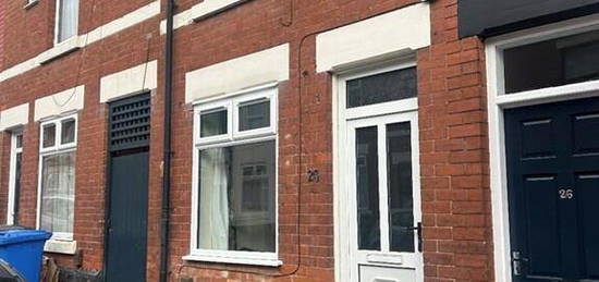 2 bedroom terraced house