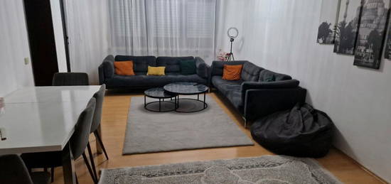 Vermiete 2 Zimmer Wohnung 60 qm