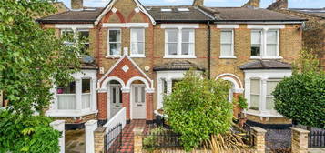 4 bedroom terraced house for sale