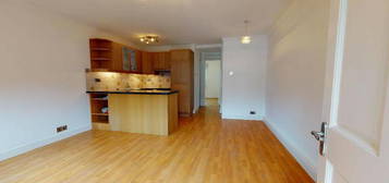 1 bedroom maisonette