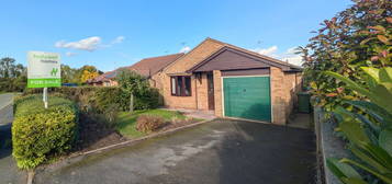 2 bed detached bungalow for sale