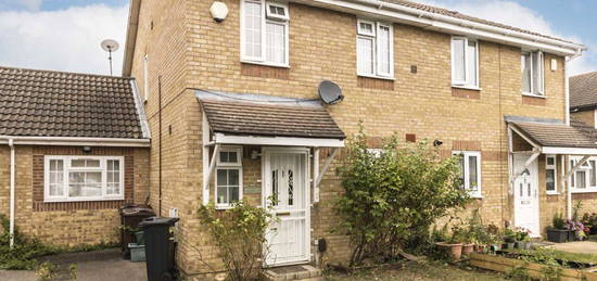 Property to rent in Westmacott Drive, Feltham TW14