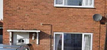 2 bedroom semi-detached house to rent