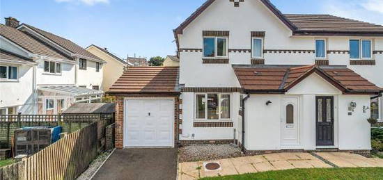 3 bed semi-detached house for sale