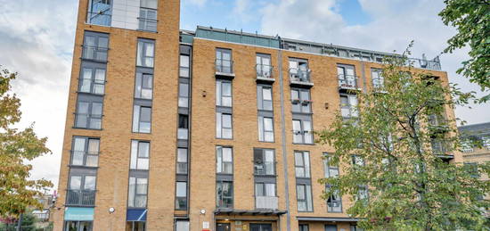 Flat to rent in Auckland Street, Muscovy House SE11