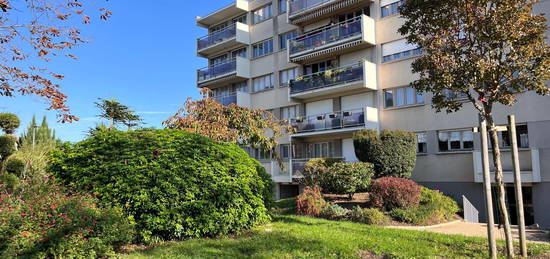 Achat appartement 5 pièces 96 m²