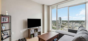 2303 13495 CENTRAL AVENUE, Surrey, British Columbia
