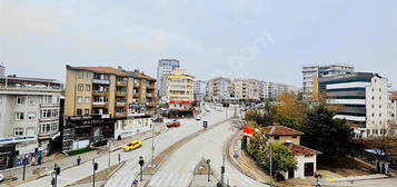 BURCU AYDIN'DAN BEŞEVLER YILDIRIM CADDESİN DE KİRALIK 3+1 DAİRE