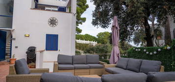 Chalet pareado en venta en calle Platja Fonda