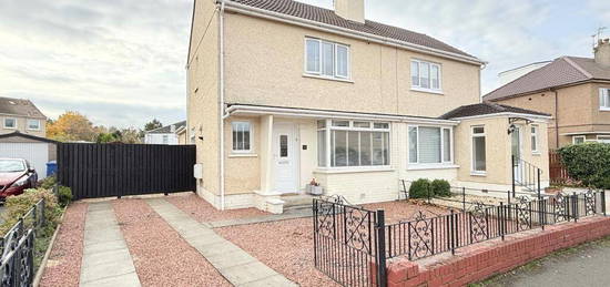 2 bedroom semi-detached house for sale