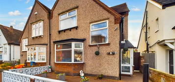 3 bed semi-detached house to rent