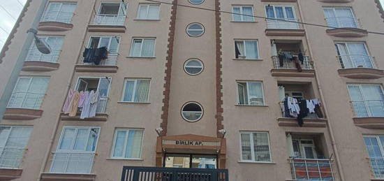 ESENYURT AKEVLER DE 2+1 100m2 KRALIK DARE