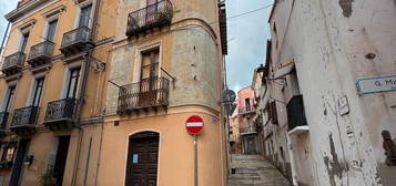 Palazzetto in Centro Storico