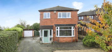 3 bed detached house for sale