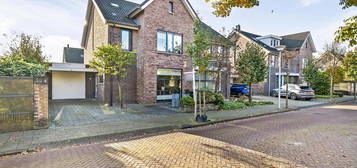 Vrouwe Van Loonstraat 12