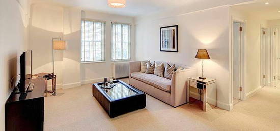 Flat to rent in Pelham Court, Fulham Road SW3